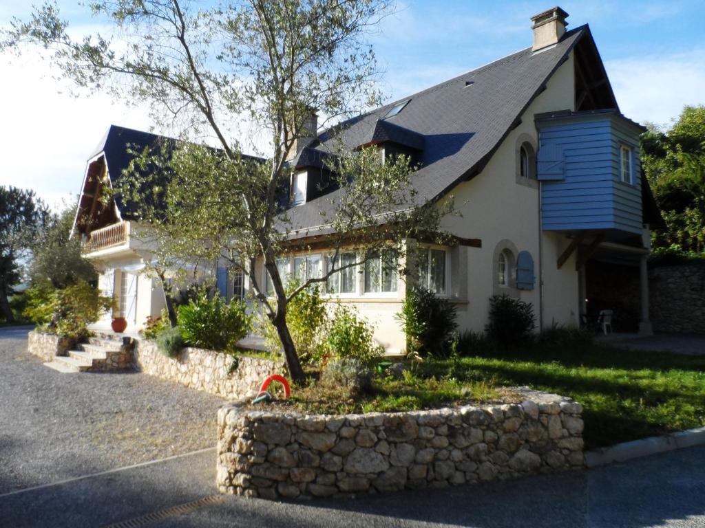 La Maison D'En O Hotell Bagnères-de-Bigorre Exteriör bild